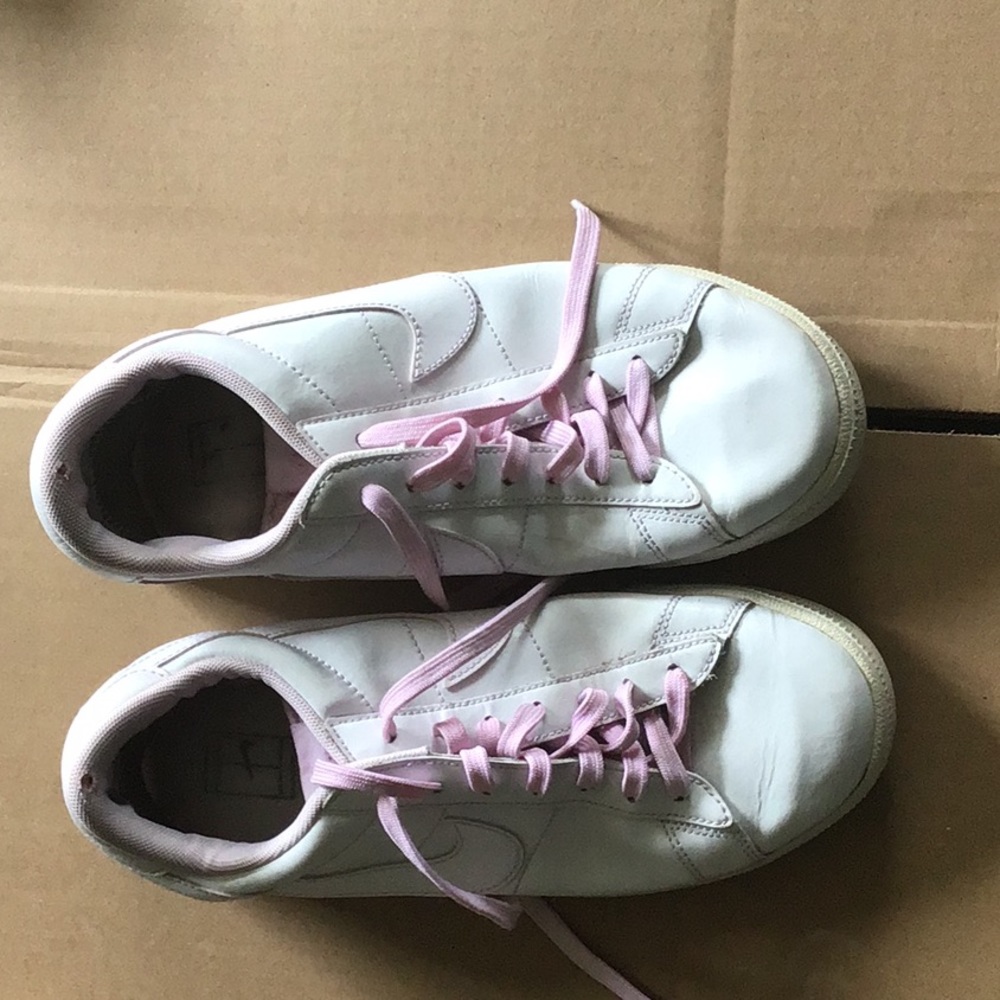 Nike shoes